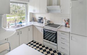 3 Bedroom Gorgeous Home In Kalundborg