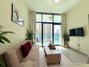 Spacious One Bedroom Apartment in Business Bay near to Burj Khalifa