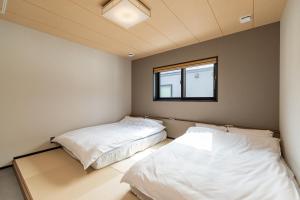 Forest Resort Walnut