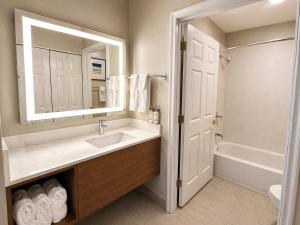 Staybridge Suites MiddletonMadison-West by IHG