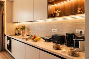 Luxury Apartment with Parking - Self Check in- North Bucharest