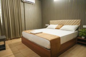 Grand sapphire Mysore