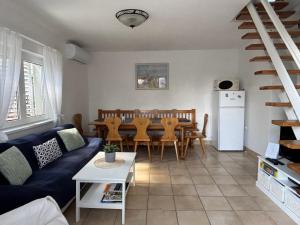 Bogi House