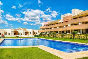LUXURY RELAX Valle del Este golf y playa con vistas a piscina
