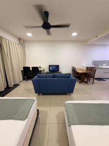 Trefoil Setia Alam 5 Guests UiTM Setia City Mall