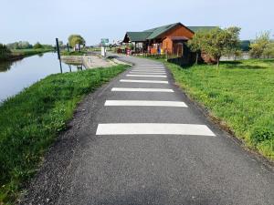 Baťův kanál Babice1 glamping
