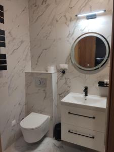 Comfortable 25th floor Apartment in the Global Apartments Building, fully AC, free garage