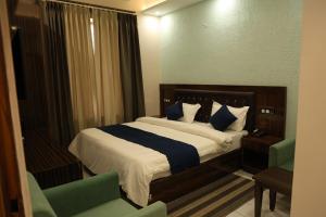 Hotel M Sarthak Dehradun