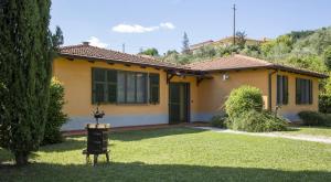 Appartamenti Residence Montebello, relax con giardino e piscina