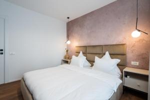 Obsidian | 3BDR | Calea Victoriei