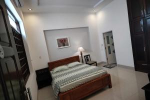 The Easy Dorm BMT