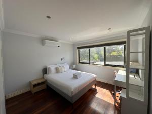 Shine House
