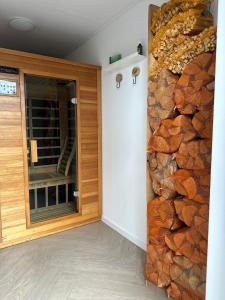 Wellness Chalet Hellendoorn met Hot tub en Sauna