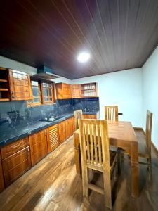 Leopards Villa & hostel
