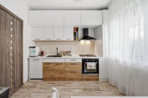 Metalurgiei 1 BDR & huge sofa with free parking