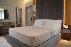 Vila-L Hotel