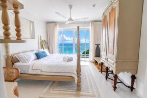 Anarma Oceanfront Apartment