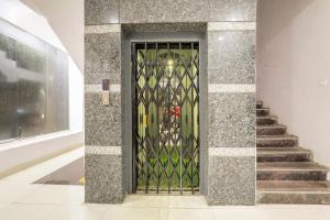 Hotel O by OYO Veduka Banquets & Luxury Rooms