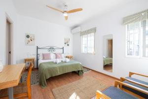 Central House with Terrace & Patio by ELE Apartments