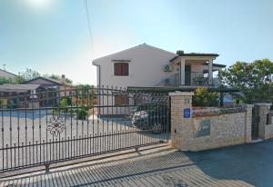 Apartmani Bernarda