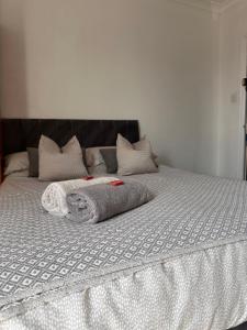 Budget Rooms Lincoln City Centre , Fast WiFi & Self Check in
