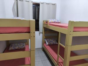 Casa Com Piscina na Praia na Praia da Enseada muito aconchegante e espaçosa