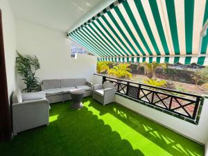 Ocean Light Apartment (100m from the beach)