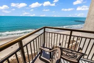 Wow-Fabulous Oceanfront 15th floor 2 Balconies!