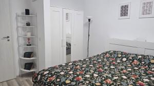 Modern Family Apartment, Free Parking, Self Check-In, Sleeps 5