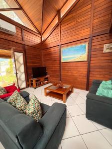 Casa no Condomínio Morada da Praia com piscina