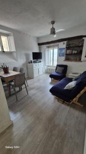 Ameste Home