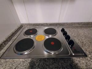 Beautiful Apartment close Barrio Italia, metro with Wi-Fi, suitable for working remotely