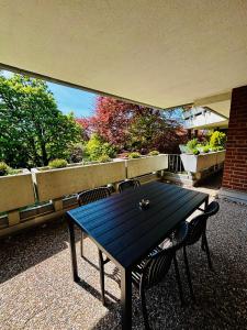 Olive Apartment mit Balkonen & Elektrogrill, 24h Self-Check-in, Free Parking, Netflix & WiFi, TOP Lage, Nähe KEM Kliniken