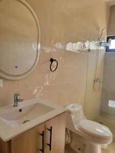 Moderno y lujoso Apart de 2 habitaciones con piscina