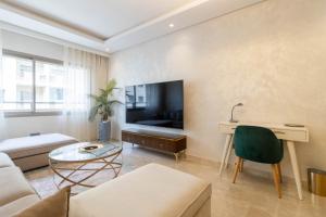 TajLiving3-E514