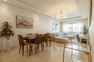 TajLiving3-E514