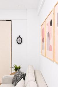 Cozy & Stylish Apartment with Balcony Netflix Near Metro