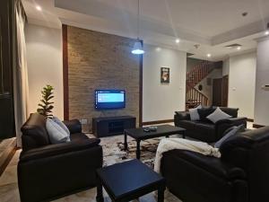 Skyview 20 - a cozy duplex with ocean view