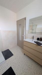 Maison pour 6 adultes ou 4 adultes et 4 enfants, 3 chambres, 1 jardin