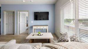 Landing Spectacular 2BD in Grand Prairie
