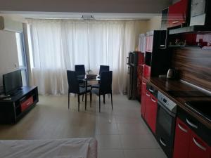 BlueWave Pool Apartaments