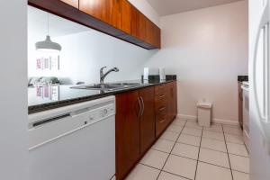 32nd Floor Brickell Condo with Bay Views & Balcony