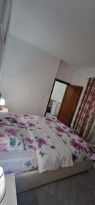 Bar-Restaurant-Hotel-Familja