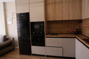 Bright 1BR Apartment Top Location Quiet Stay