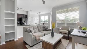 Landing Modern 1BD Gym Clubhouse