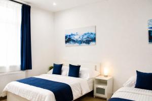 LYLY APARTMENT - 2 Bedrooms for 6 Guests & Free Parking