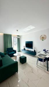 EKAM Sun Apartments
