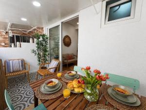 Sunny Terrace Steps to Beach, by TimeCooler