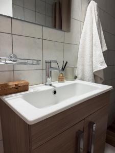 Emari Apartments