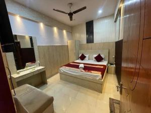 Hotel shree